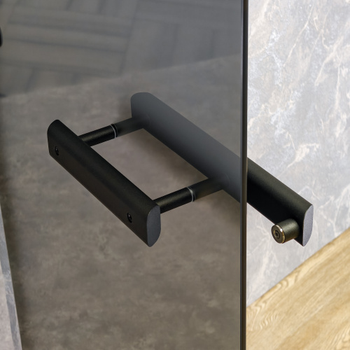 Ручка-скоба Gratec Estri из цельнолитого алюминия окрашенного в чёрный муар с магнитным фиксатором для стеклянной двери хамам арт. RS-AA-315M-BK фото 4