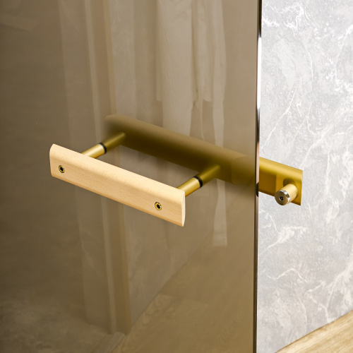 Ручка-скоба Gratec Estri из цельнолитого алюминия, окрашенного в золотой муар и массива бука с магнитным фиксатором для стеклянной двери сауны и бани арт. RS-AB-315M-GD фото 3