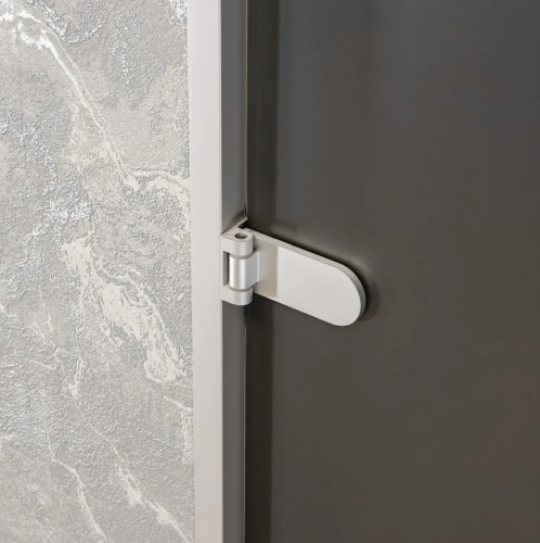 Дверь стеклянная с замком Gratec Alma SR, серебристый короб и фурнитура, серое матовое закаленное стекло 8 мм фото 2